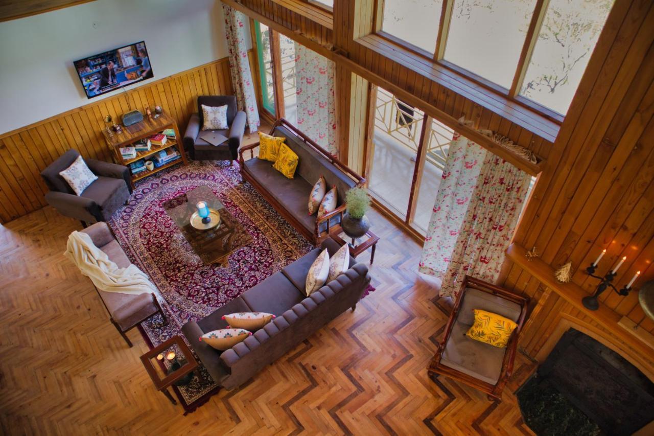 The Wooden Chalet, Manali Exteriör bild